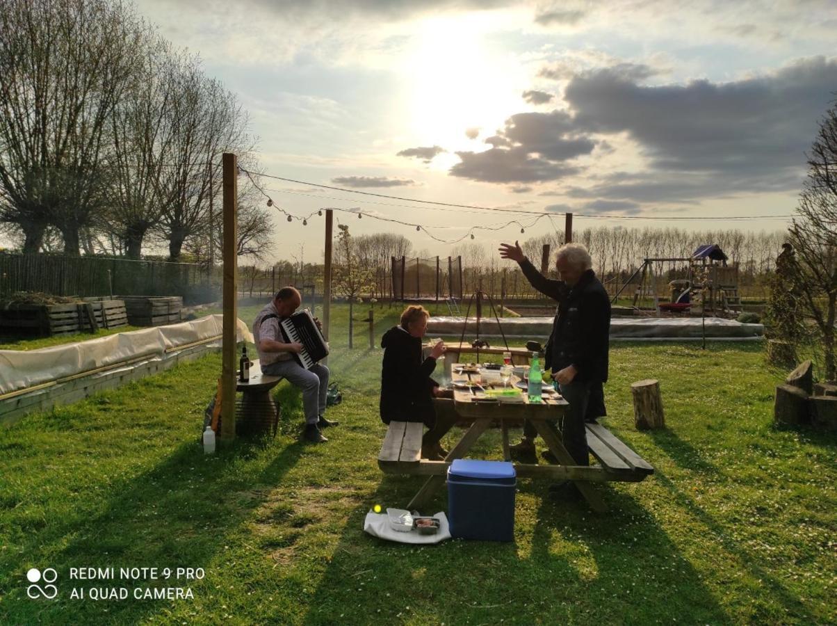 De Smishoeve Met Kinderpret, Dieren En Wellness Heers エクステリア 写真